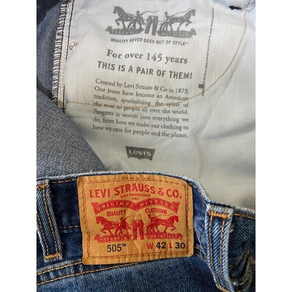 Levis 505 Mens Straight Leg Jeans W42 L30 Medium Wash Denim‎ - Picture 3 of 4